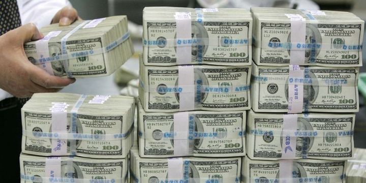 Valyuta hərracı başa çatdı - Dollar düşdü