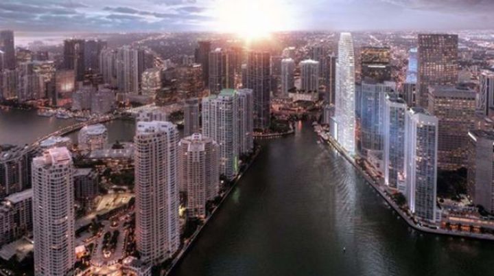 Avtomobil nəhəngi mənzil bazarına daxil olur!