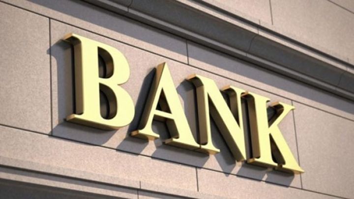 Ləğv prosesində olan bankların avtomobilləri satıldı