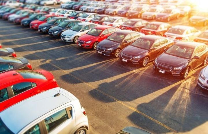 Gürcüstandan Azərbaycana avtomobil idxalı 5 dəfədən çox artıb