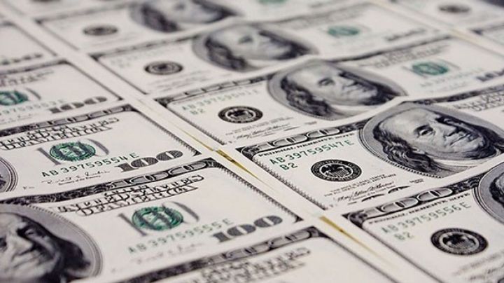 Məşhur bankdan "dolları sat" tövsiyyəsi
