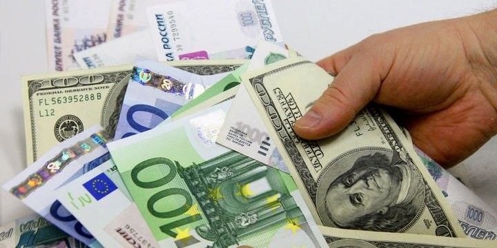 Goldman 3 aylıq avro/dollar proqnozunu 1.15-ə yüksəltdi