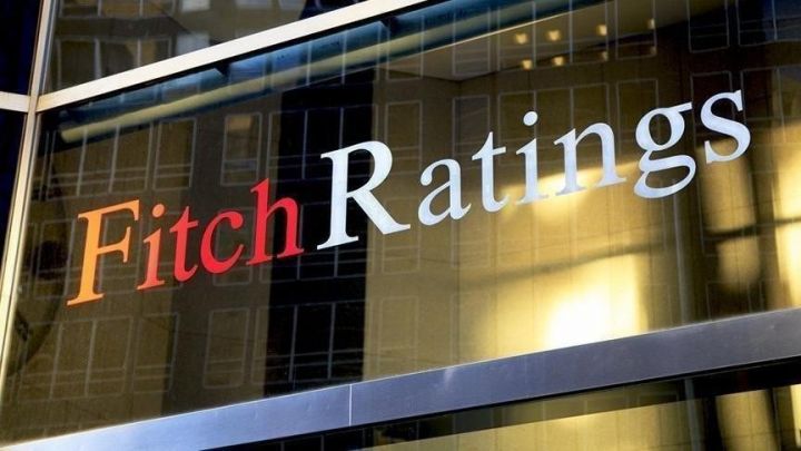 Fitch: Dollar qlobal ehtiyat valyutası statusunu itirə bilər
