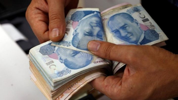 Dollar/TL məzənnəsi 6 lirəni keçdi - YENİLƏNİB