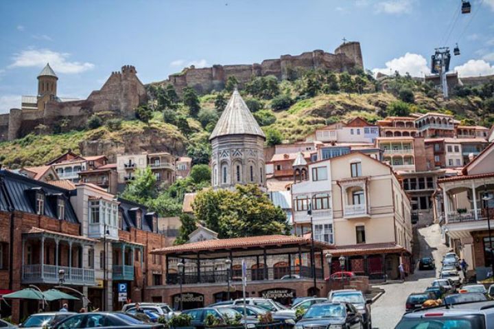Azərbaycandan Gürcüstana səfərlər 65% azalıb