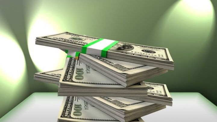 Xarici dövlətlərə verilmiş kreditlərdən büdcəyə proqnozdan az vəsait daxil olub