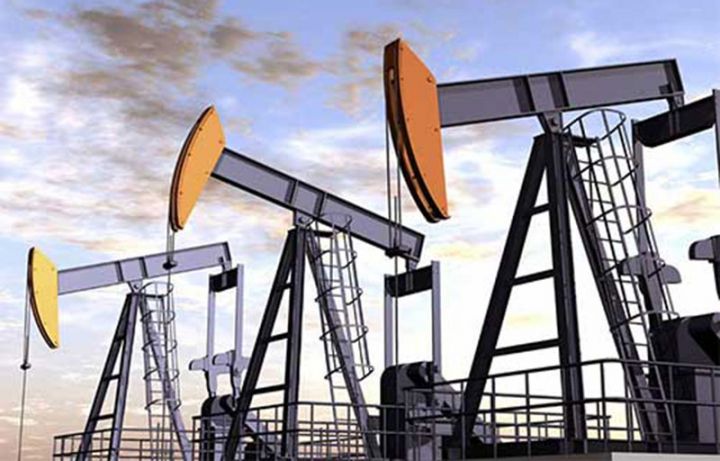 İyulda gündəlik xam neft hasilatı 549,9 min barrel olub