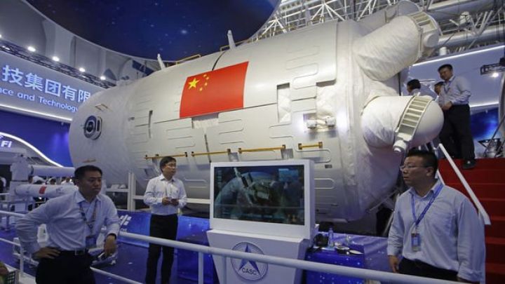 Tramp 89 Çin şirkətini "qara siyahı"ya daxil etməyə hazırlaşır