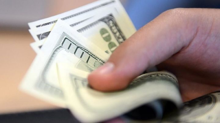 Valyuta hərracı keçirildi - NƏTİCƏSİ