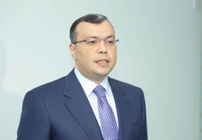 Nazir özünə daha bir müşavir təyin edib