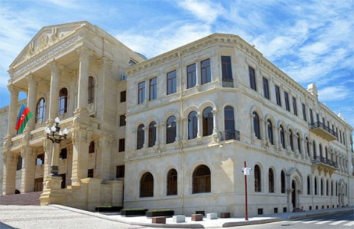 "Bank sədri 16 milyon manatdan artıq krediti mənimsəyib"