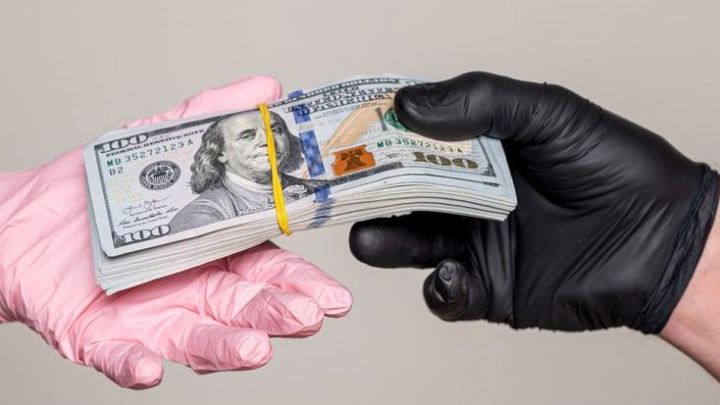 Valyuta hərracı keçirildi - TƏLƏB  ARTIB