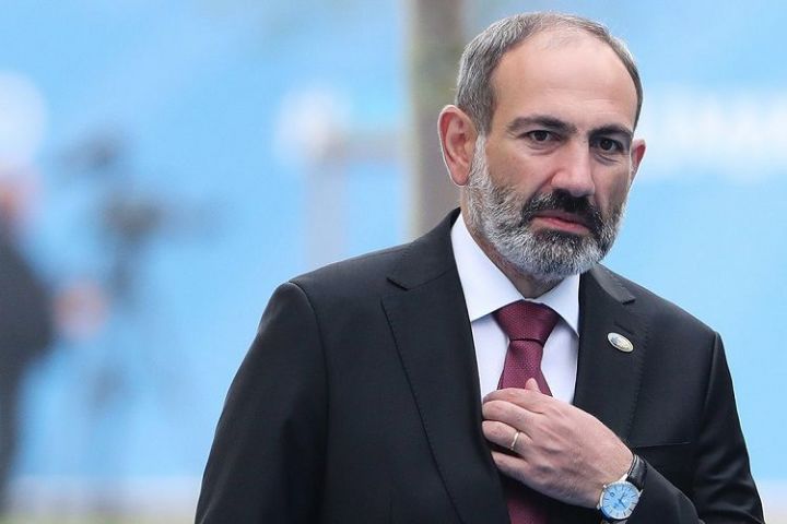 Paşinyan təyyarə qəzası ilə bağlı başsağlığı verdi
