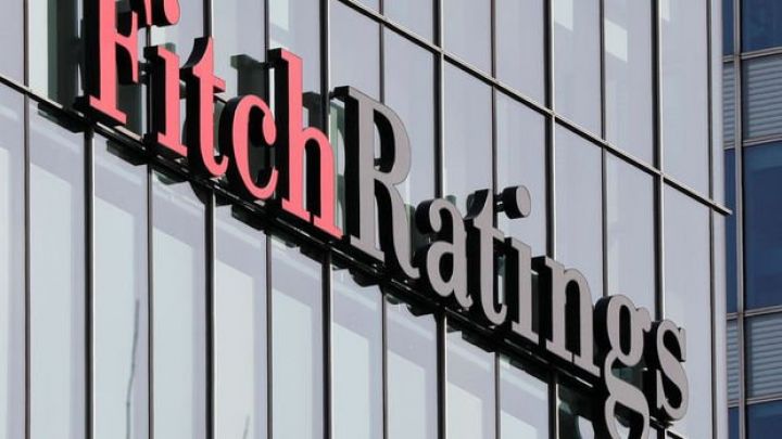 Fitch, Türkiyənin kredit reytinqinin proqnozunu "sabit"dən "mənfi"yə  dəyişdi