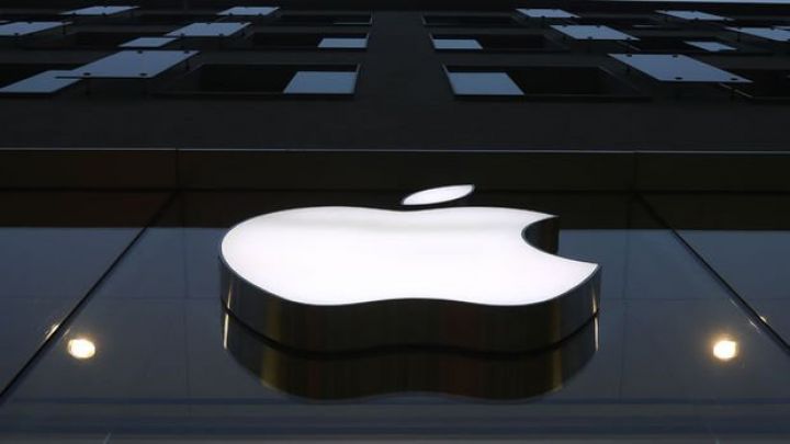 Ağıllı telefon bazarında Apple Samsungu keçib