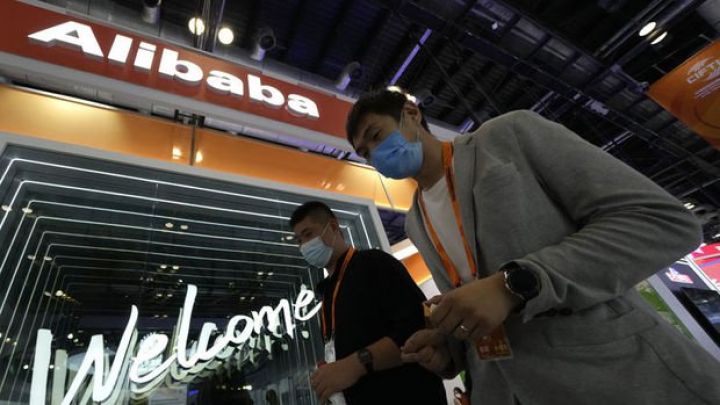 "Çinin dövlət şirkəti Alibaba-nın qəzetini alır"