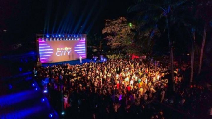 Bitcoin şəhəri qurulur!