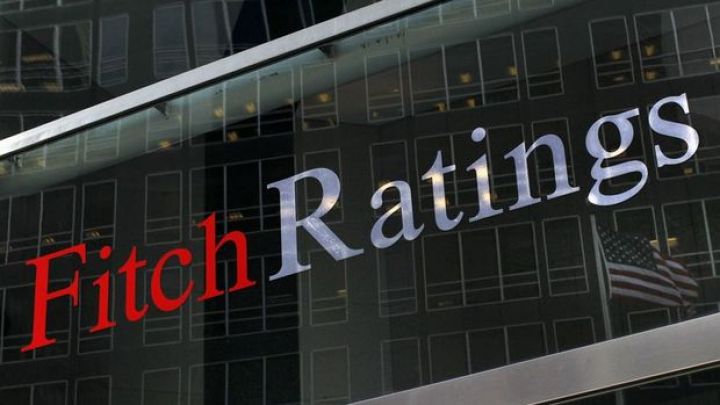 Fitch: İlin ilk rübündə qlobal neft tələbində azalma ola bilər