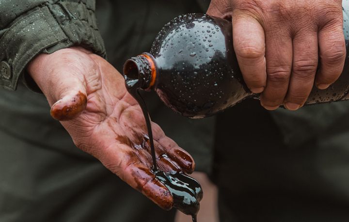 Hindistan aprel-iyun aylarında Rusiya neftinin idxalını 50 dəfə artırıb