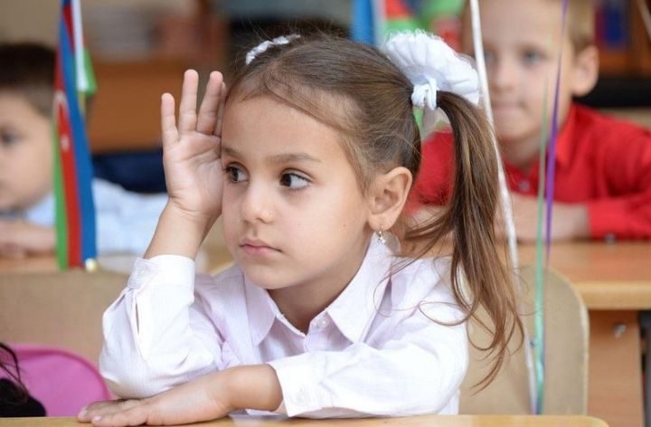 Çoxlu vətəndaşın narazı olduğu təhsilə gələn il 4,4 milyard manat xərclənməsi nəzərdə tutulur