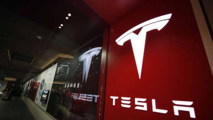 Tesla-nın rekordu investorları sevindirmədi