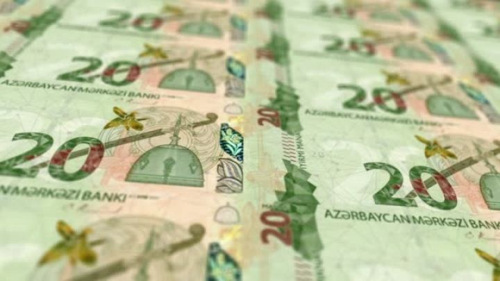 Azərbaycanda dövriyyədə olan nağd pullar 1,6 milyard manatdan çox artıb