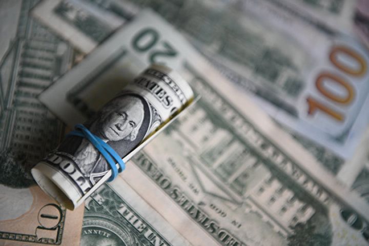 Dolların əsas valyutalara nisbətdə məzənnəsi bir neçə ayın ən yüksək səviyyəsinə çatıb