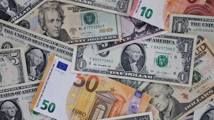 Rəsmi məzənnələr açıqlandı