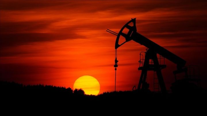 Ötən il ən böyük neft şirkətlərinin mənfəəti azalıb, 2025-ci ildə daha da azala bilər