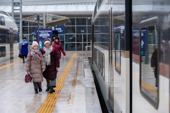 Azərbaycan Dəmir Yolları 20 faiz daha çox sərnişin daşıyıb