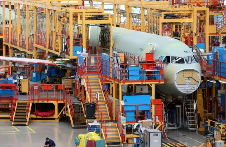 “Boeing” yanvarda müştərilərə 46 təyyarə çatdırıb