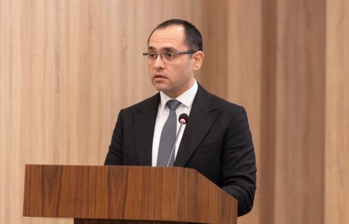 Nazir fermerlətin üzləşdikləri çətinliklərin həllinə köməklik etməyi tapşırıb