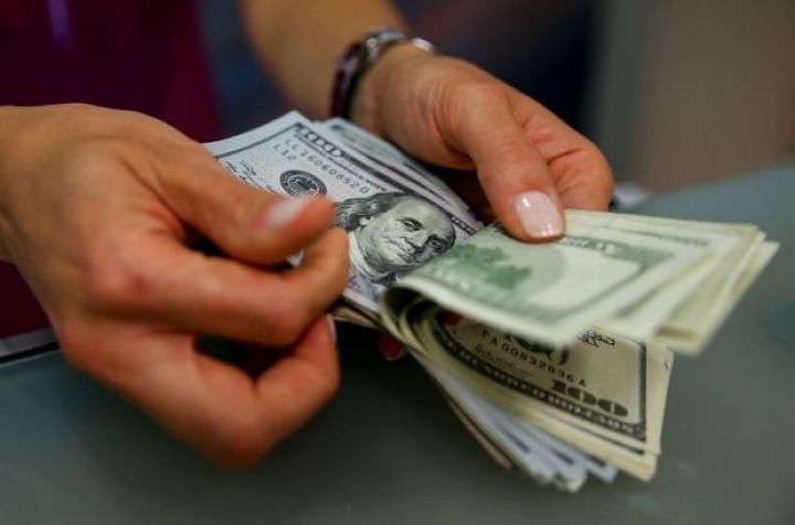 Dollar təzyiq altındadır