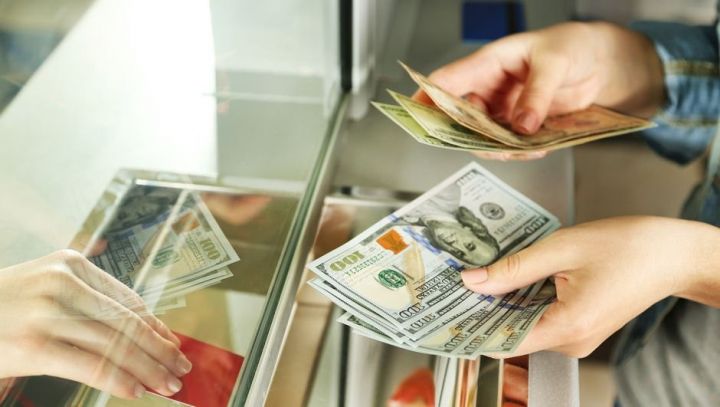 Dollar kreditlərini 3 tərəfin ödəyəcəyi təklif!