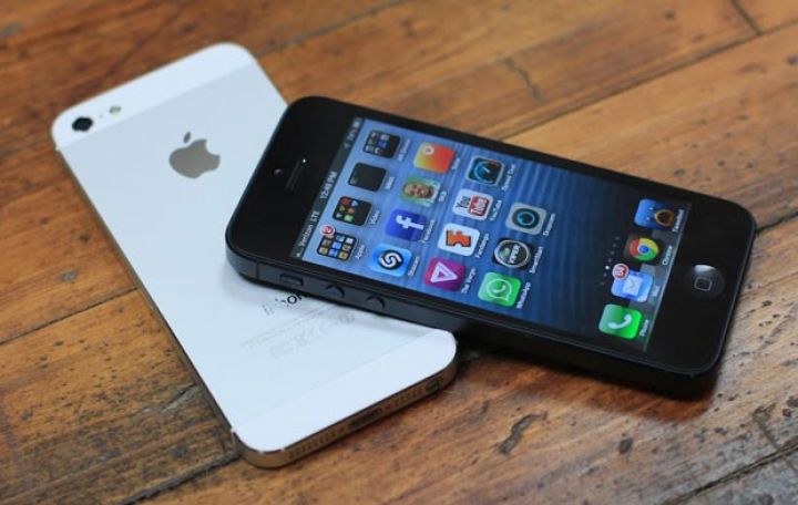 "iPhone 5"köhnəlmiş qurğular siyahısına daxil edildi