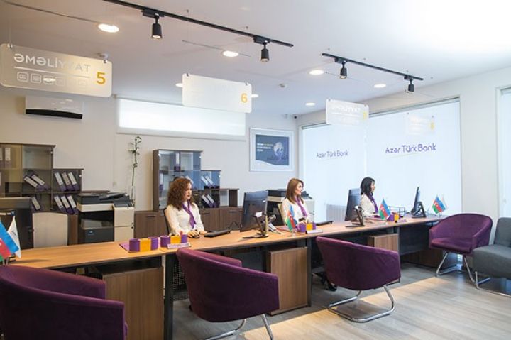 "Azər-Türk-Bank" işçilərinin sayını artırıb