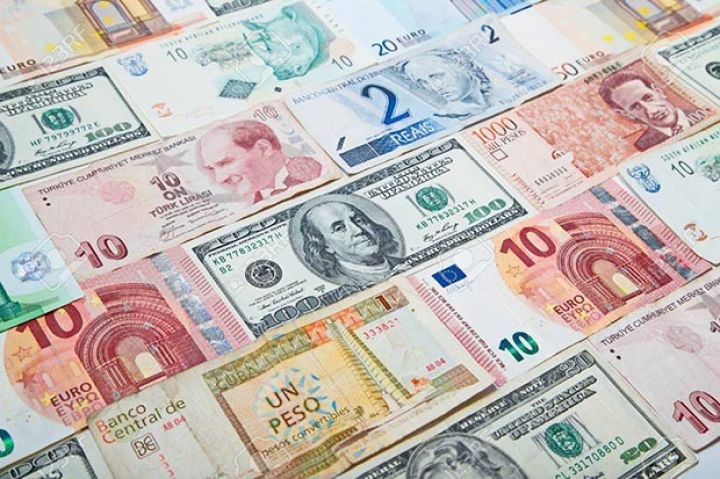 Avro Manat qarşısında daha da ucuzlaşdı - RƏSMİ MƏZƏNNƏLƏR