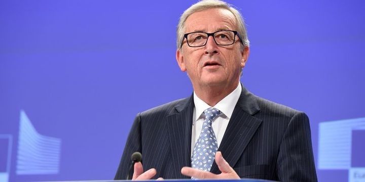 "Tramp Avropa avtomobillərinə əlavə vergi tətbiq etməyəcək"