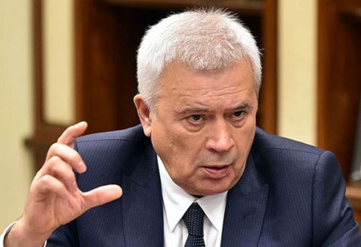 Ələkbərov: "İlin sonuna qədər neftin qiyməti 60 dollarda qala bilər"