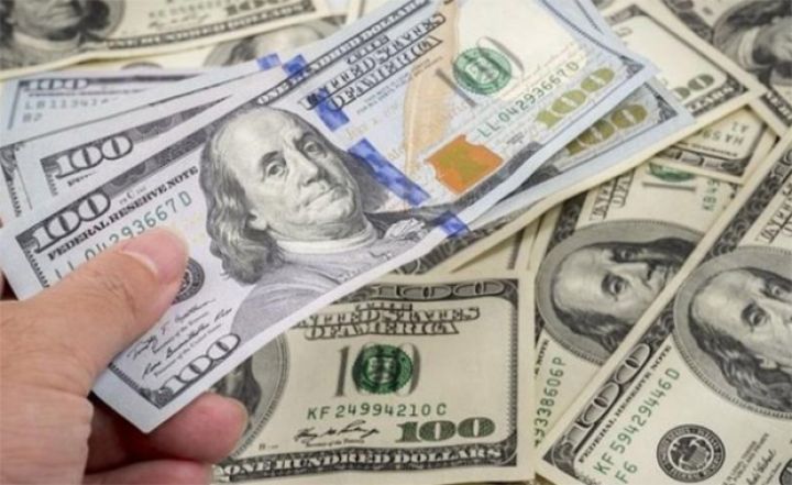 Dolların sabaha olan rəsmi məzənnəsi açıqlandı