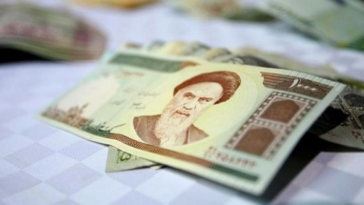 İran rialı daha da "ölüb"