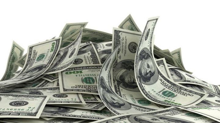 Bankların dollar alışı artdı - VALYUTA HƏRRACI