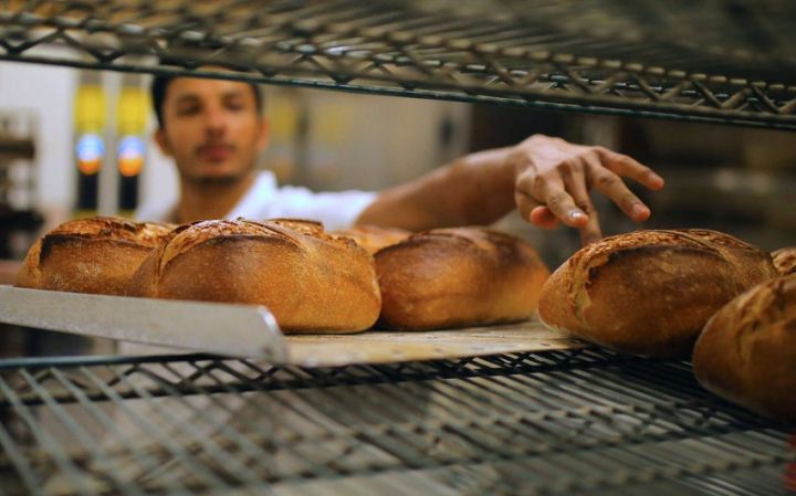 Çörəyin çəkisinə və satış qiymətlərinə dair tənzimlənmənin müəyyən edilməsi müzakirə edilib