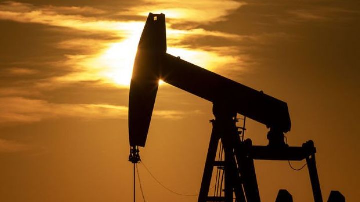 Brent neftinin qiyməti 100 dollardan da aşağı düşdü