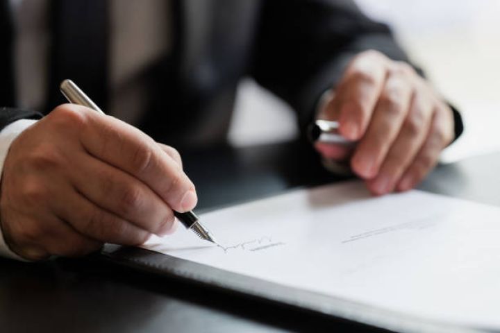 Kino Agentliyinin baş direktoru vəzifələrini icra edən vəzifəsindən azad olunub