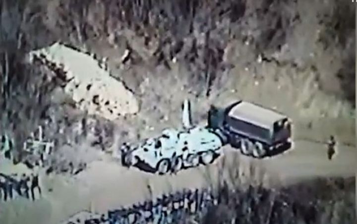 Rusiya sülhməramlıları ermənilərin qanunsuz hərəkətini müşayiət edir- VİDEOLAR