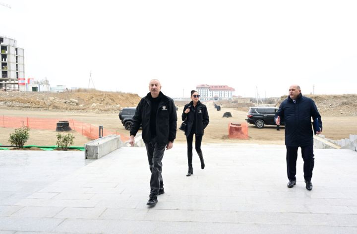 Prezident və birinci xanım Ağdam Muğam Mərkəzində görülən işlər ilə tanış olublar