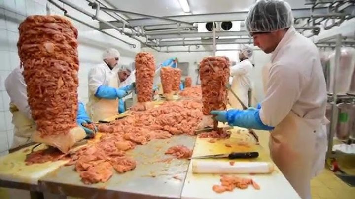 “FQ Foodex” şirkətinin “AL-ASR” markalı çiy mal əti və toyuq əti dönərləri təhlükəli çıxdı
