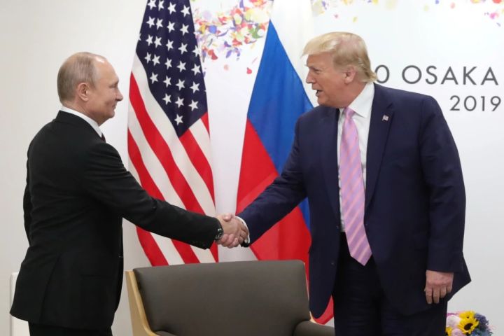 CNN: Tramp Putinlə telefon danışığı təşkil etməyi tapşırıb
