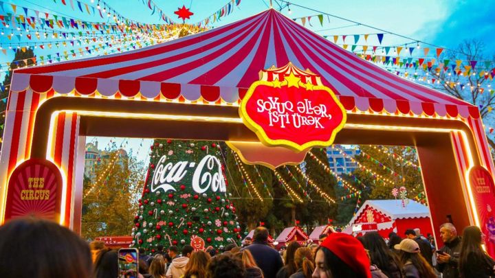 Bayram möcüzəsini paylaşdıq: “Soyuq Əllər, İsti Ürək” yarmarkasında “Coca Cola” ilə unudulmaz anlar